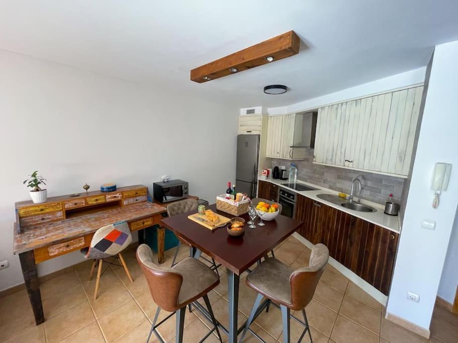 Cozy Apartment With Large Terrace Next To The Pool La Tejita Buitenkant foto